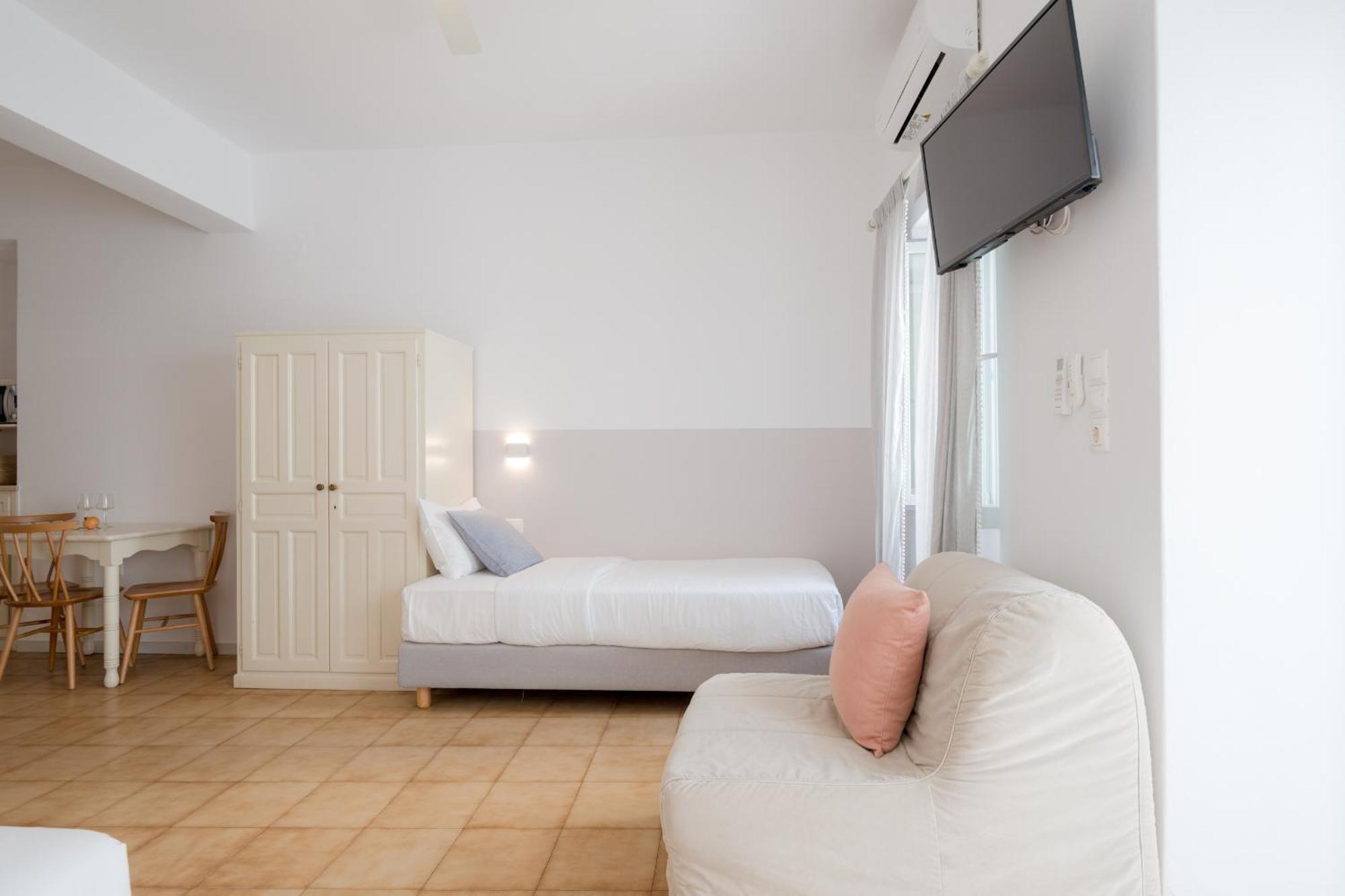 Nautilus Apartments Parikia  Ngoại thất bức ảnh