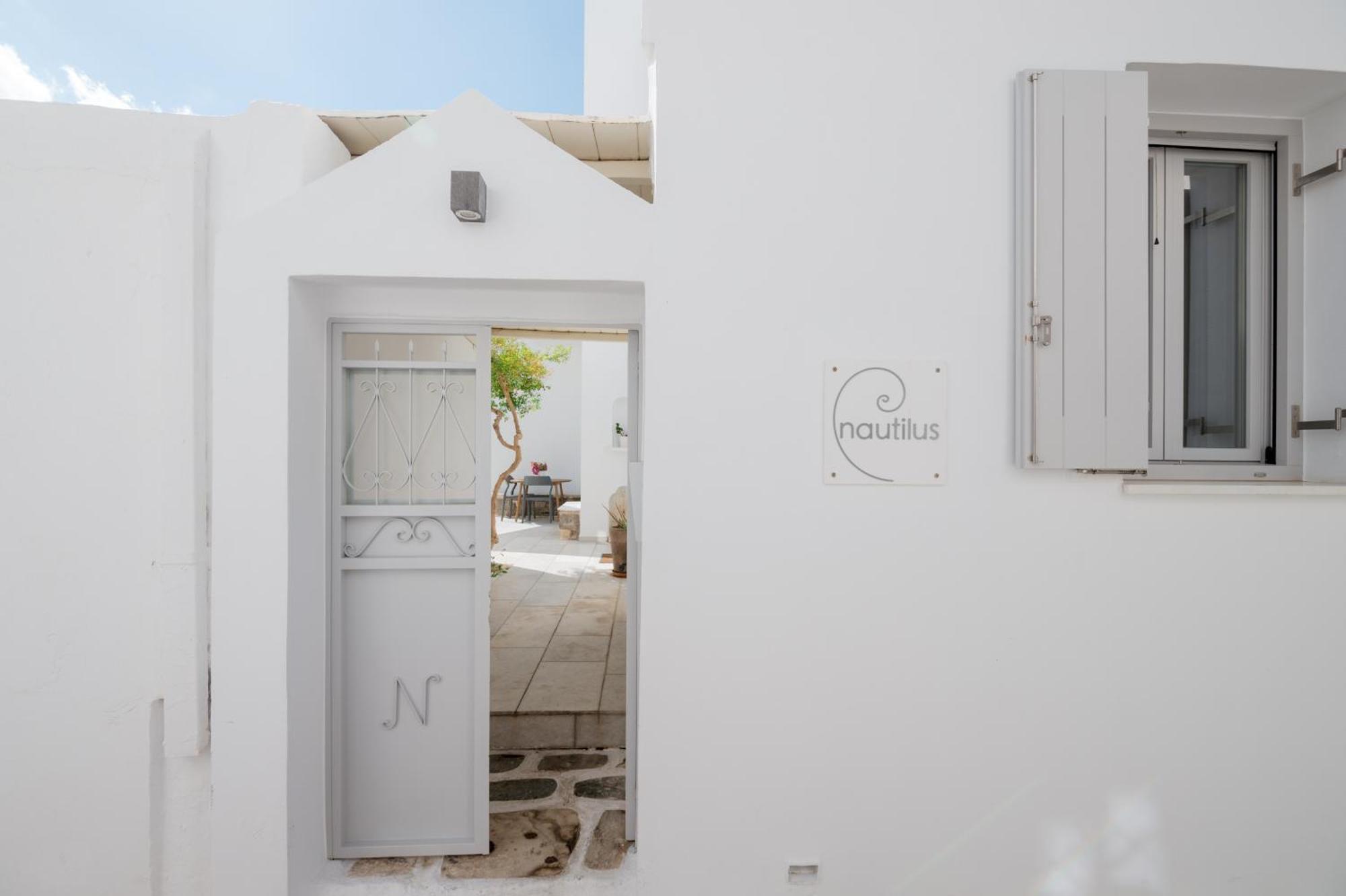 Nautilus Apartments Parikia  Ngoại thất bức ảnh